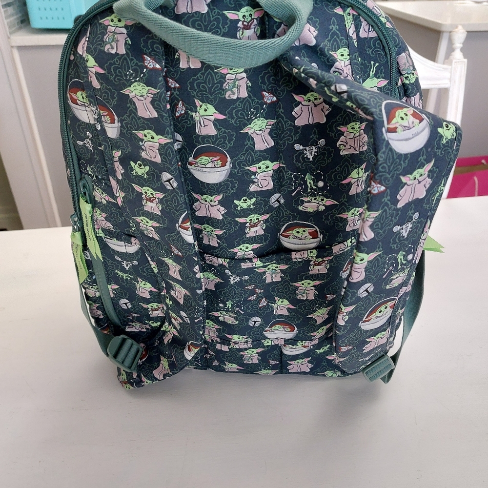 Vera Bradley Star Wars Mandalorian Grogu Yoda Campus Backpack NWT - Picture 3 of 6